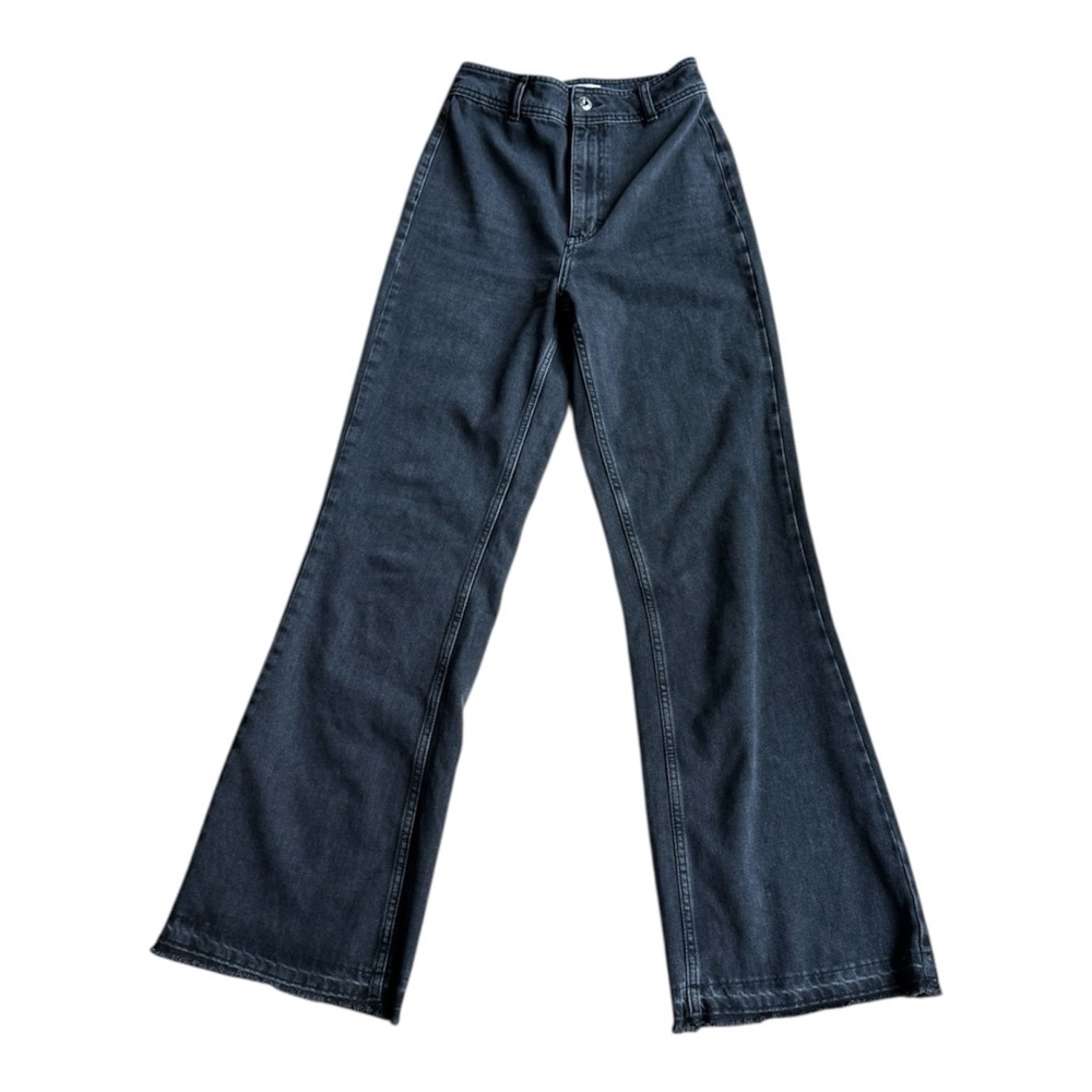 We The Free Free People Raw Hem Flare Charcoal Jeans Size 26 - Picture 2 of 11